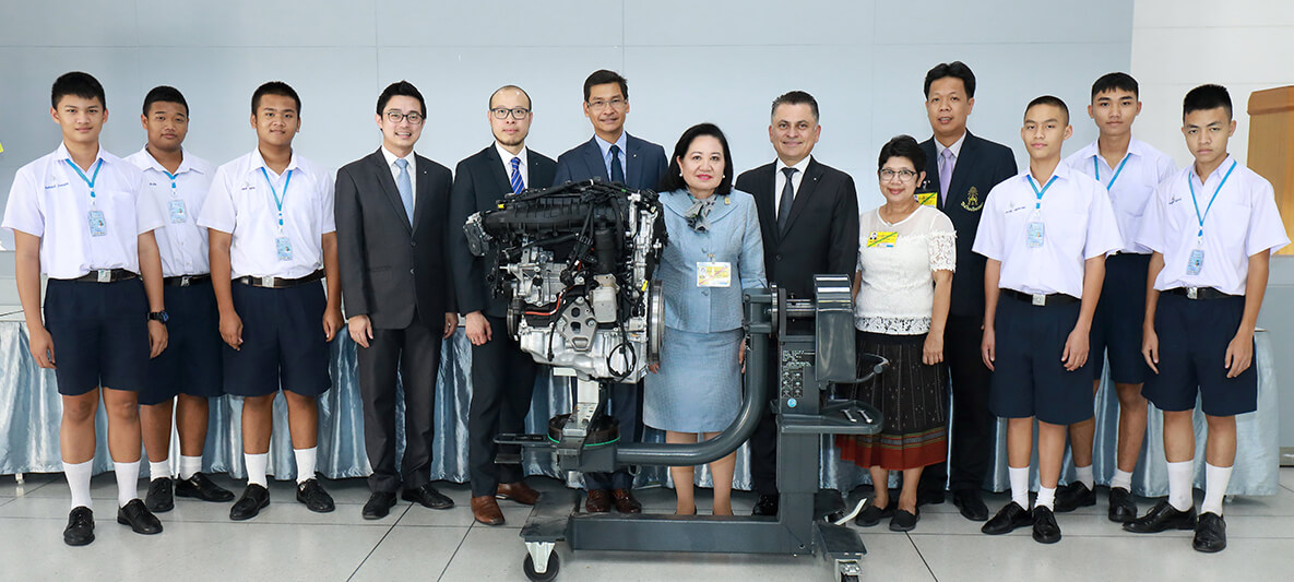 BMW Group Thailand strengthens foundations of education at Chitralada Vocational School with donation of engine for electric mobility studies BMW Group Thailand strengthens foundations of education at Chitralada Vocational School with donation of engine for electric mobility studies